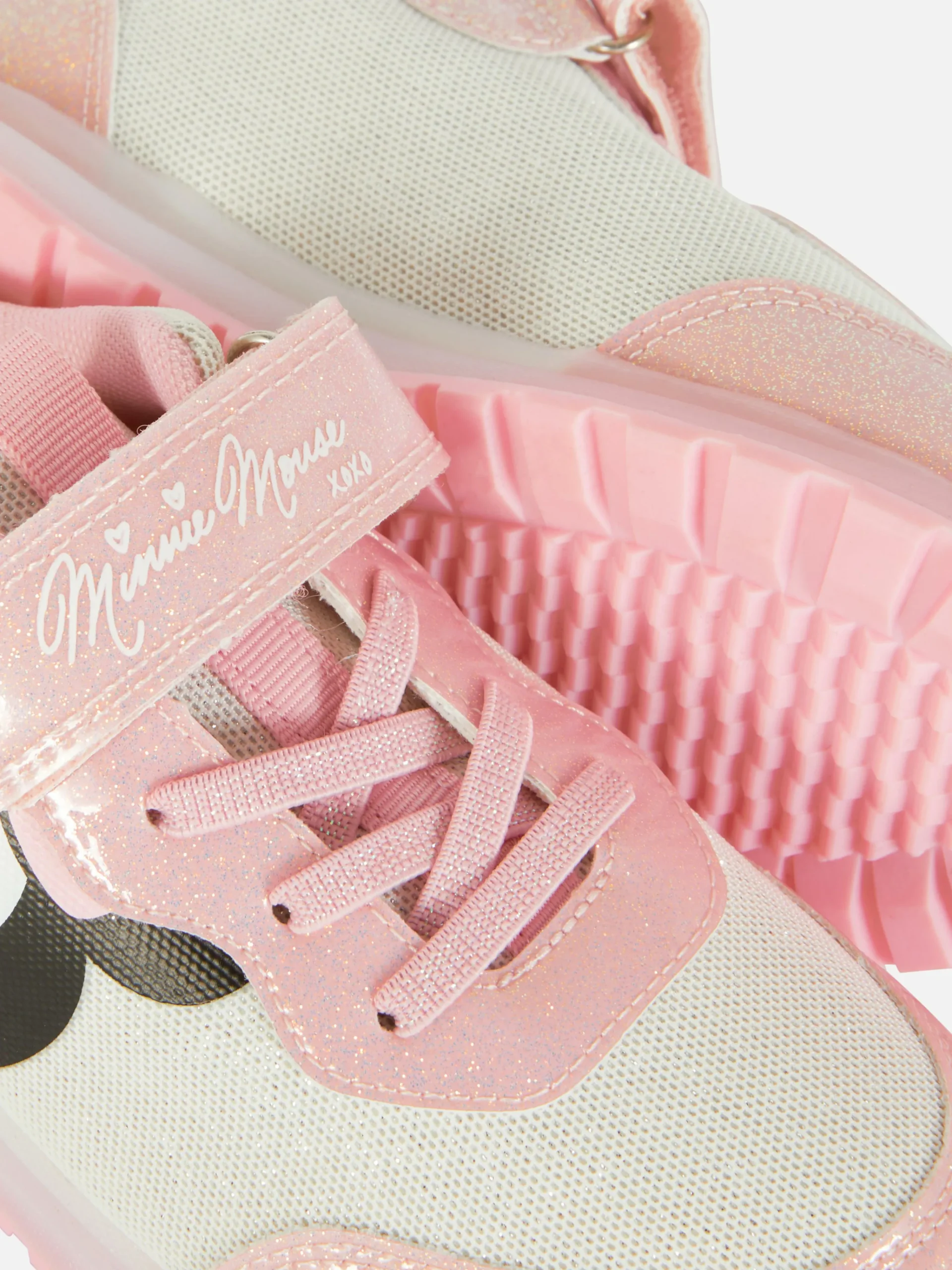 Disney’s Minnie Mouse Light-Up Sneakers|Primark Online