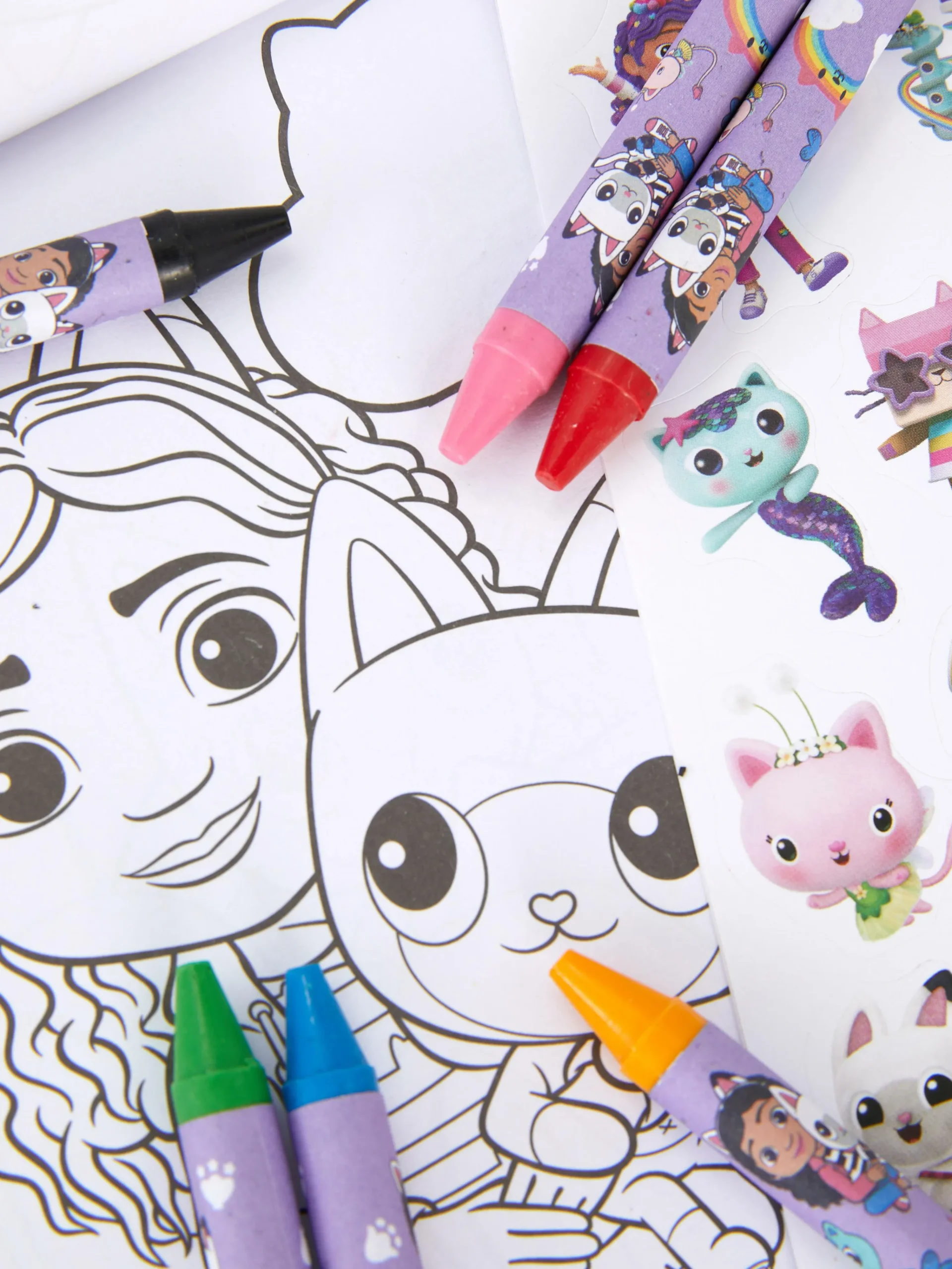 Gabby’s Dollhouse Carry Along Coloring Set|Primark Online