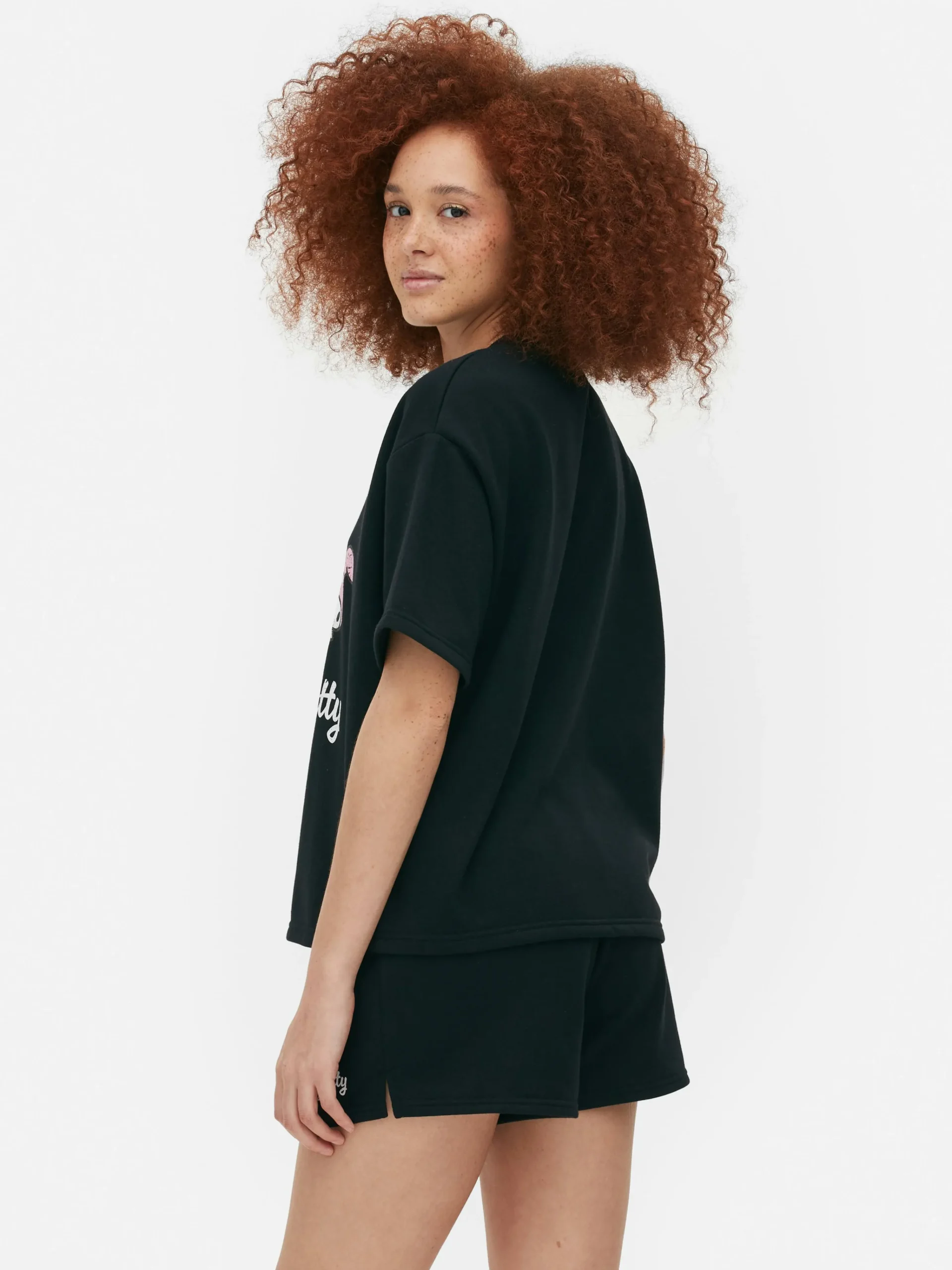 Hello Kitty And Friends Graphic T-Shirt|Primark Best