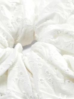 Jumbo Eyelet Scrunchie|Primark Outlet