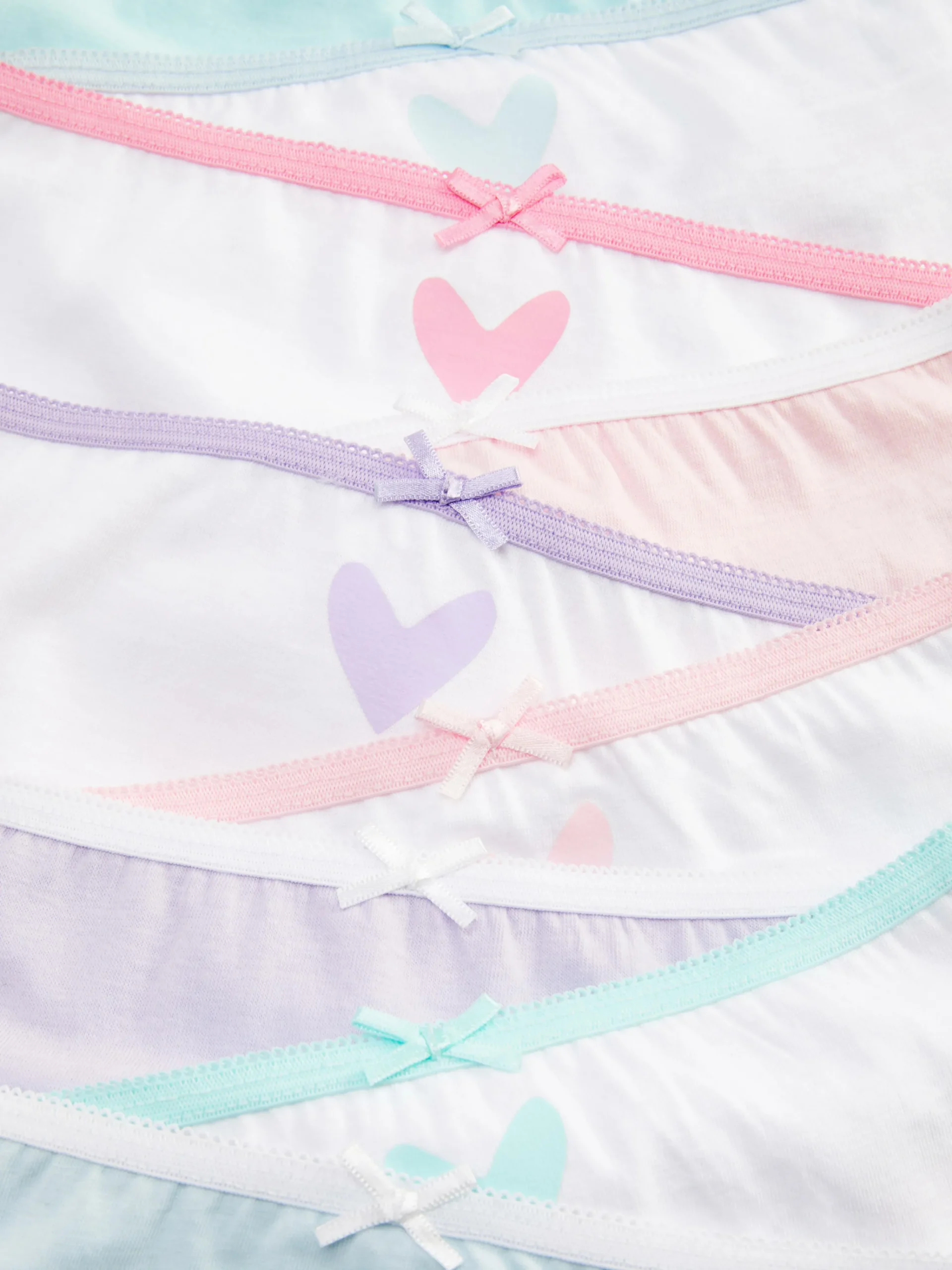 10-Pack Heart Graphic Briefs|Primark Clearance