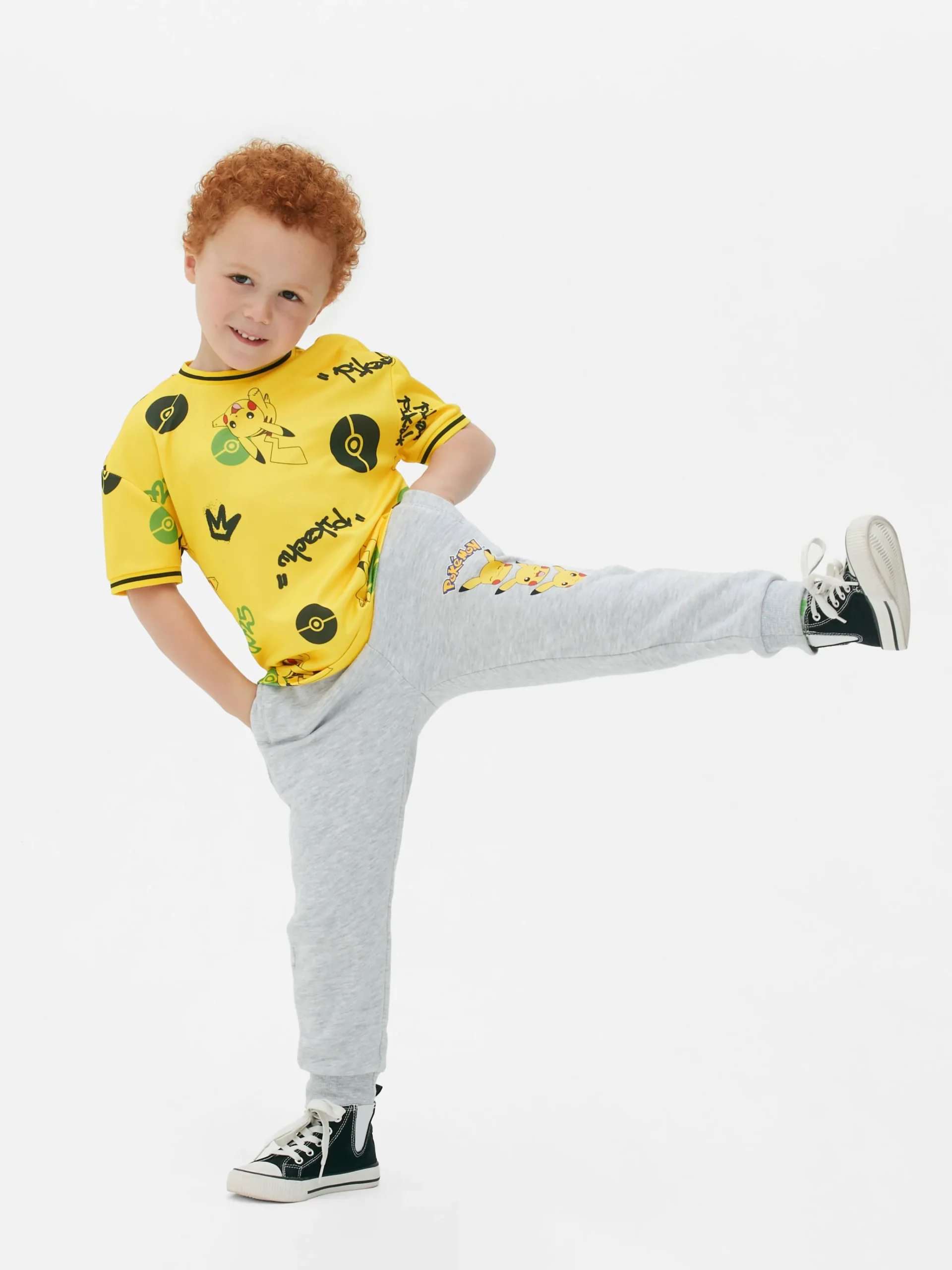 Pokémon Pikachu Graphic T-Shirt|Primark Outlet