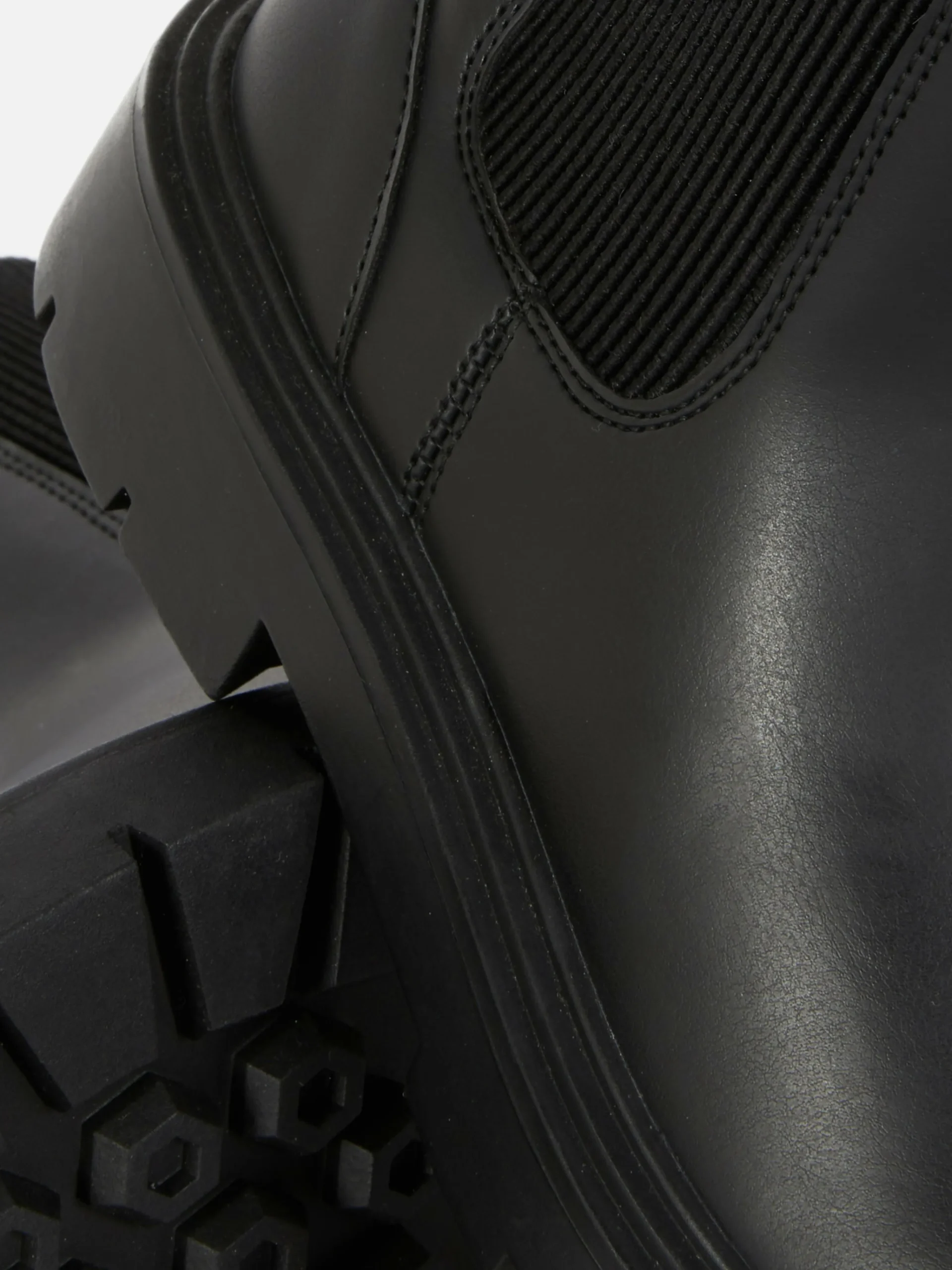 Round Toe Chelsea Boots|Primark New