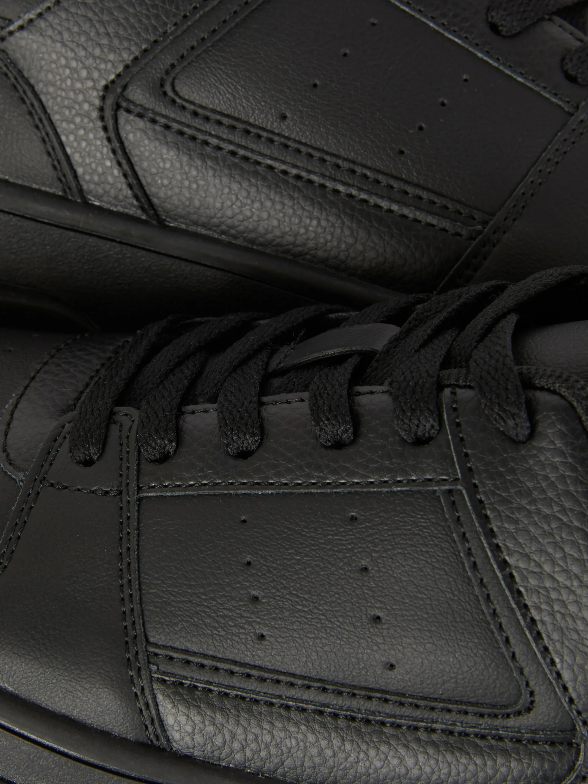 Sporty Paneled Low Tops|Primark Online