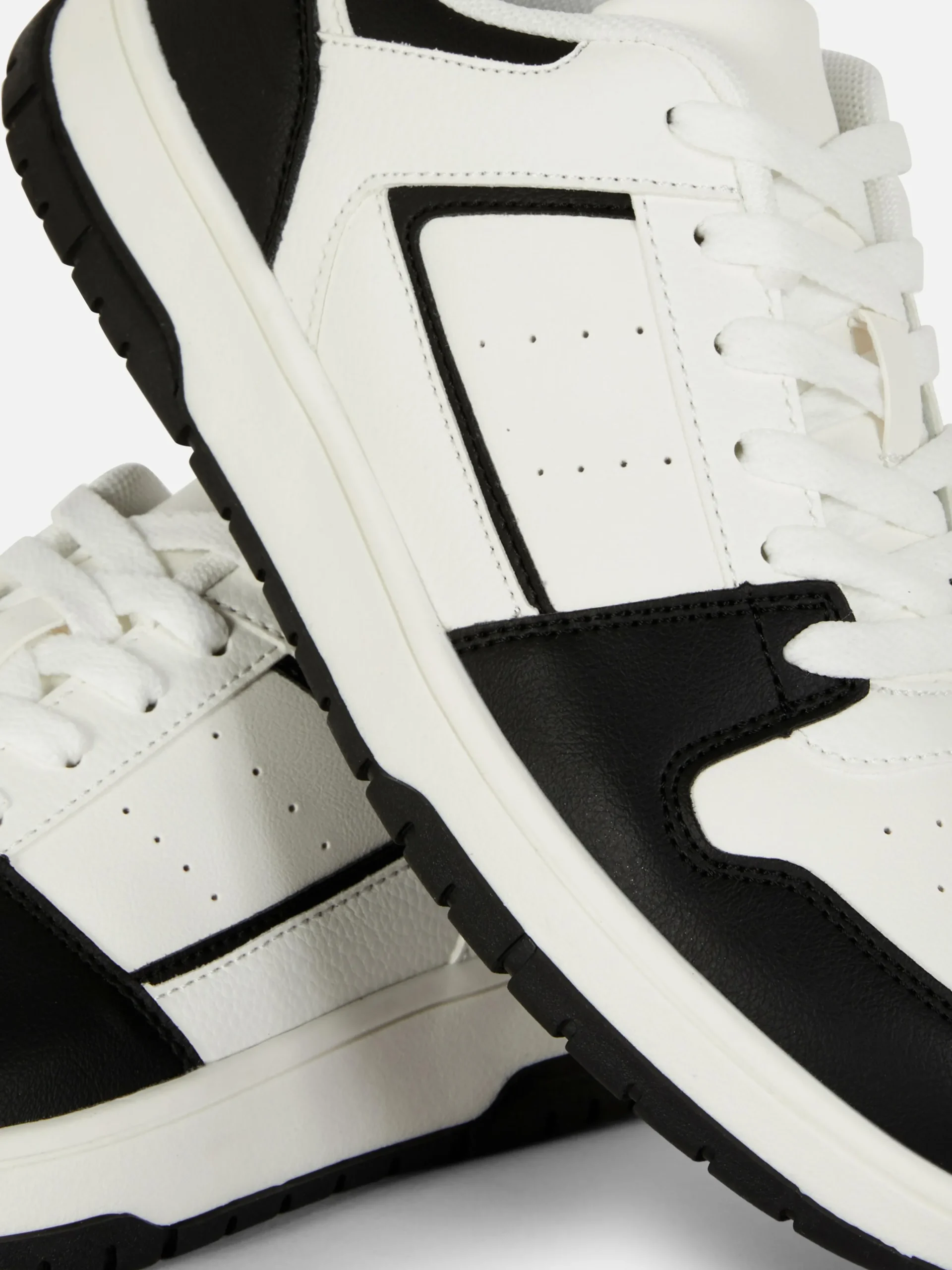 Sporty Paneled Low Tops|Primark Sale