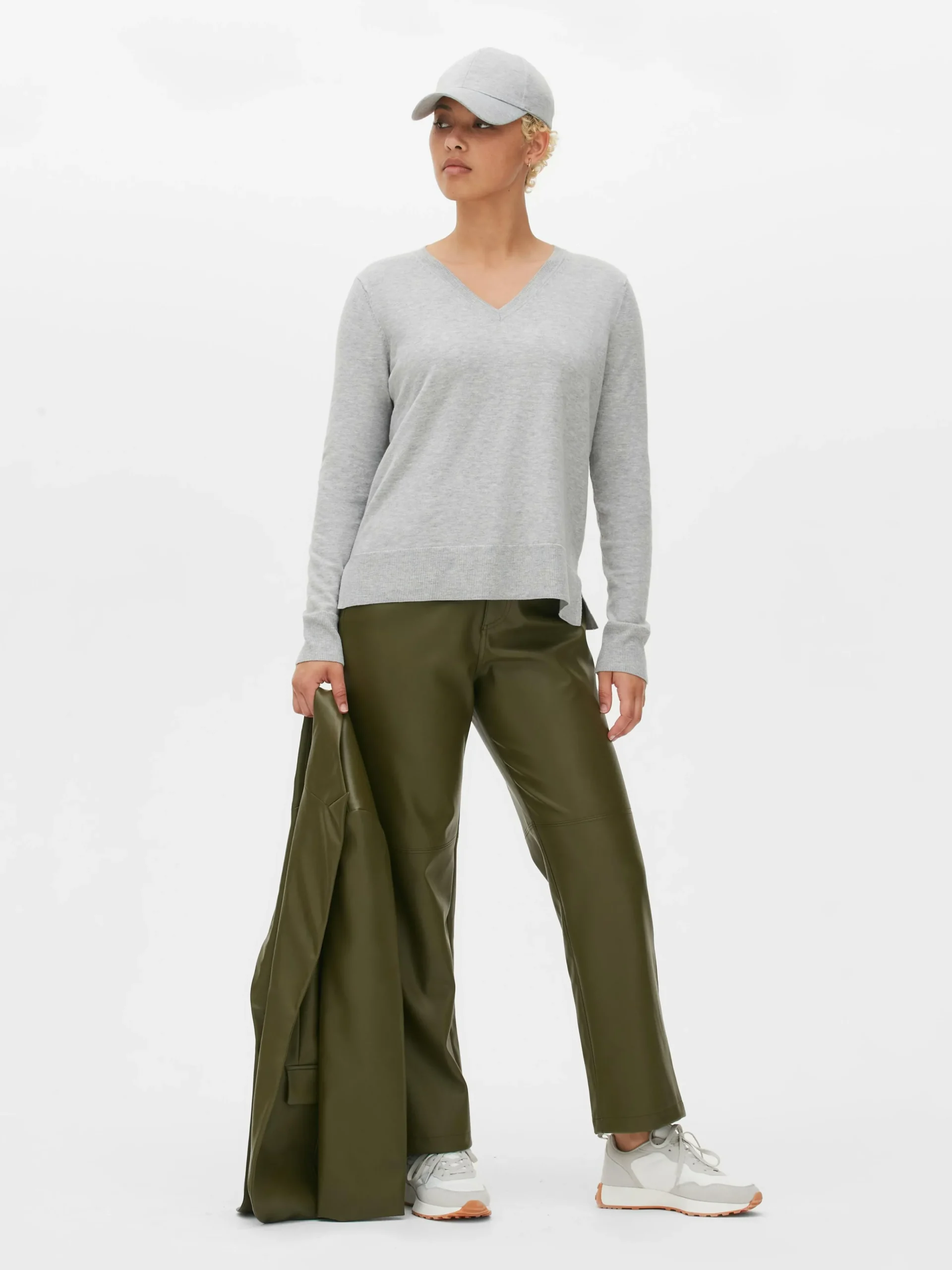 V-Neck Sweater|Primark Discount