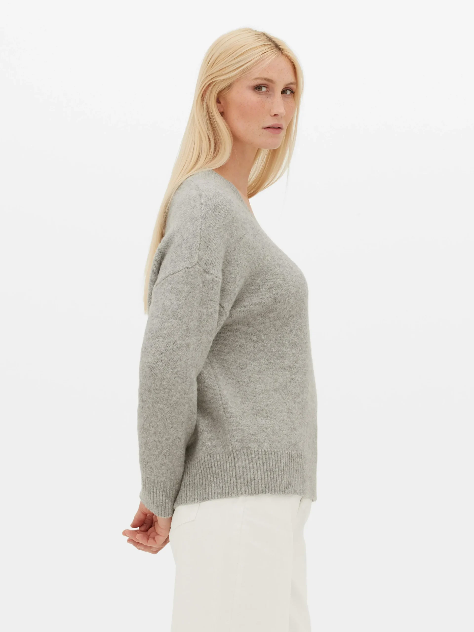 V-neck Sweater|Primark Hot