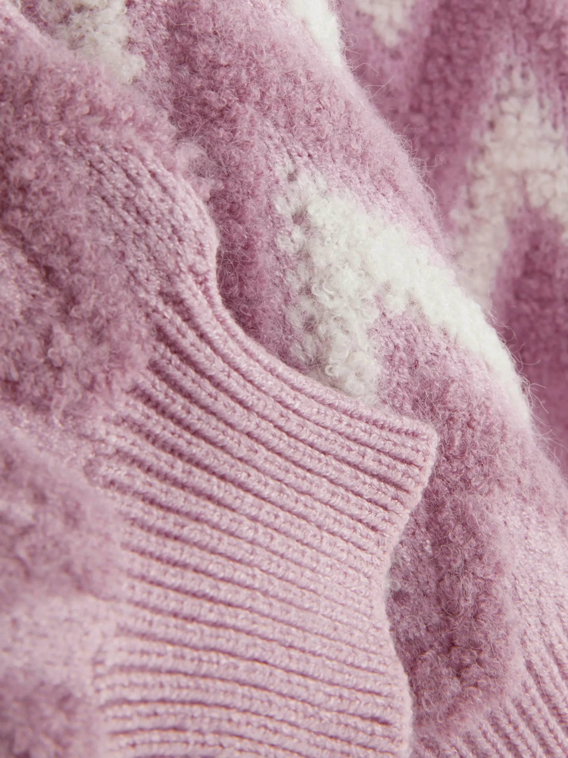 Zig-Zag Pattern Fluffy Knit Sweater|Primark Best